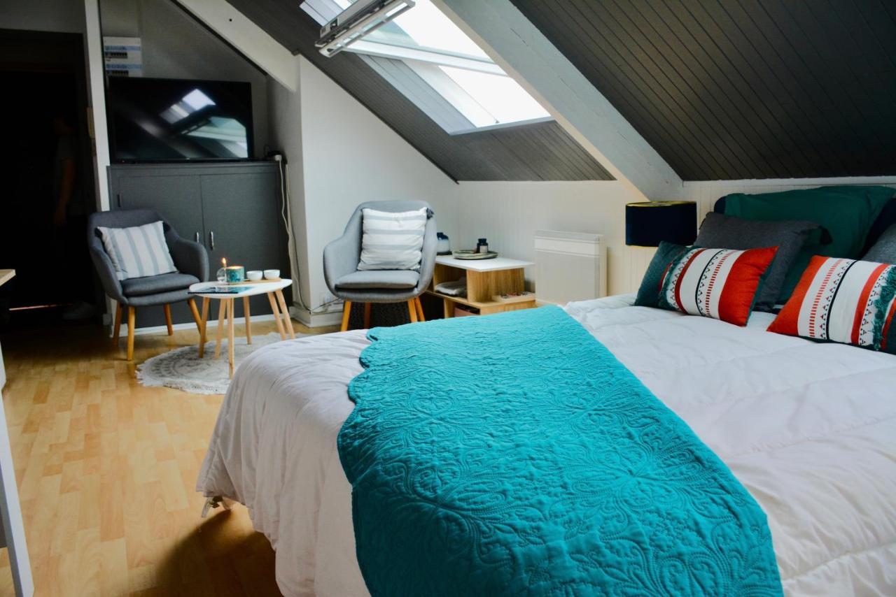 Agreable Cocon Sous Les Toits - Parking - Wifi Apartment Pleneuf-Val-Andre Luaran gambar