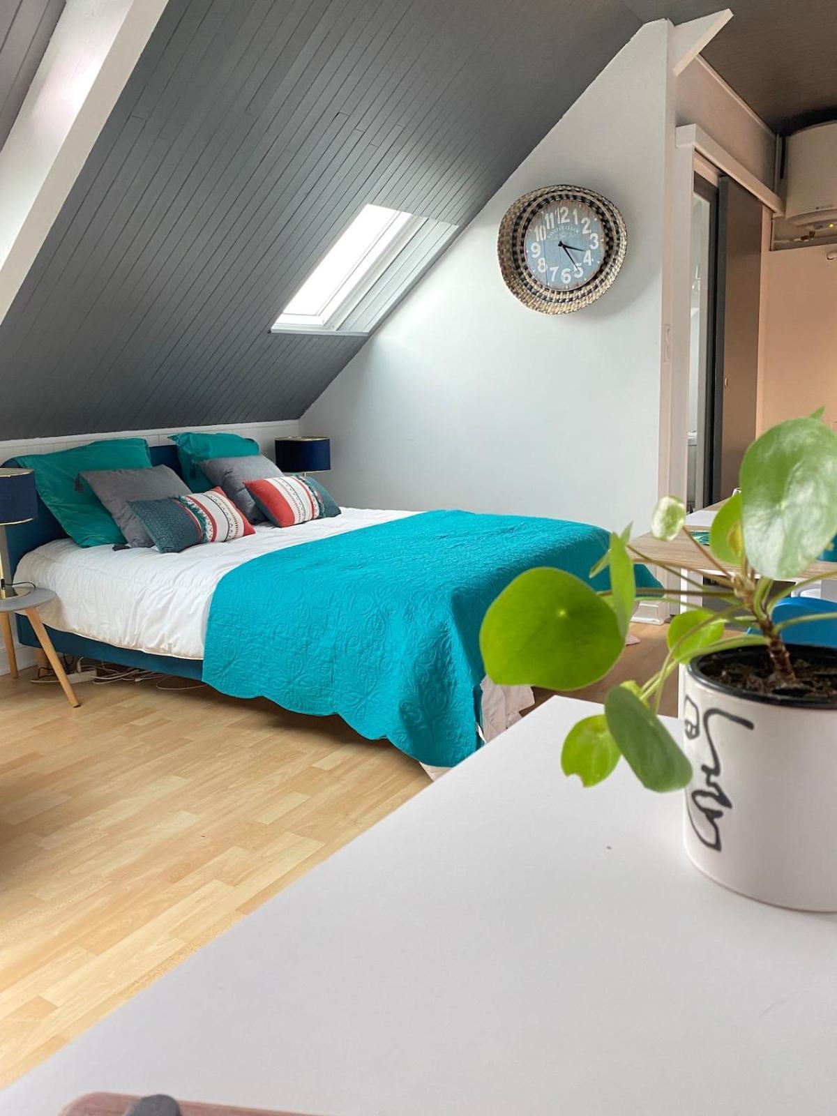 Agreable Cocon Sous Les Toits - Parking - Wifi Apartment Pleneuf-Val-Andre Luaran gambar